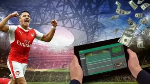 Top 10 Strategies for Winning at แทงบอล in 2025