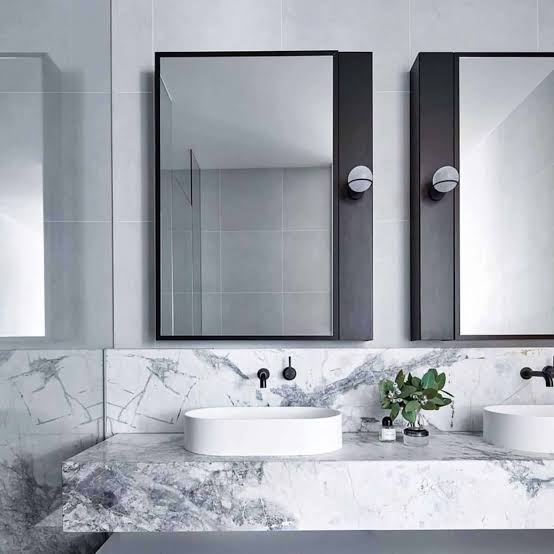Medicine Cabinets Without Lights: Why Simpler Sometimes Wins