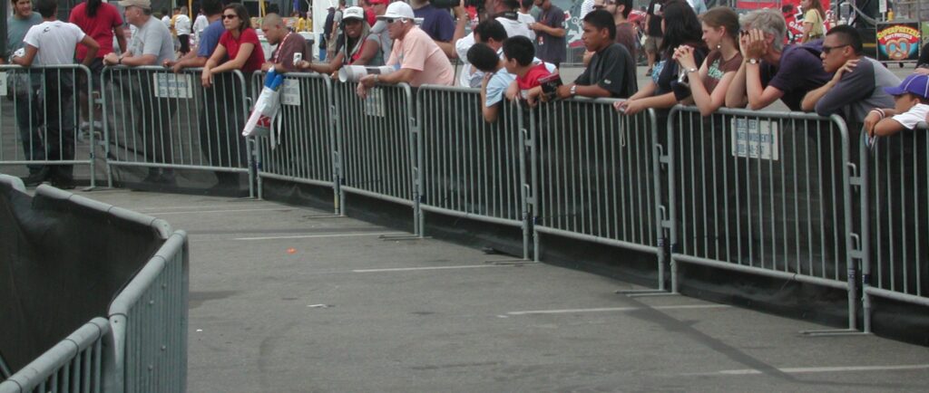 When Crowd Control Fence Rental Makes Sense for Events and Public Gatherings